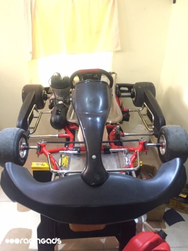 se vende karting 